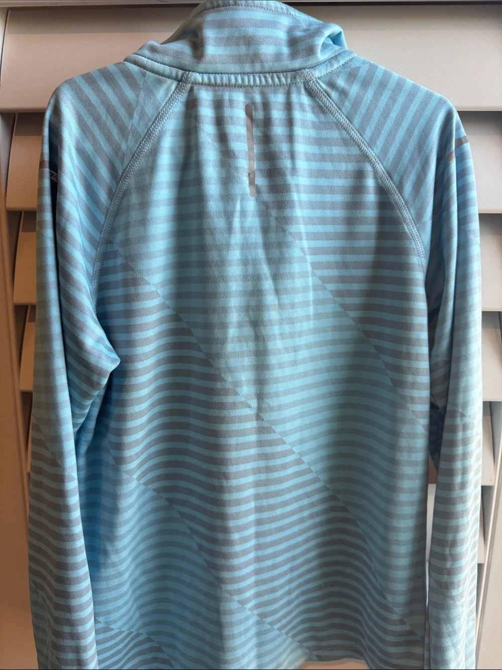 Nike Men’s Light Blue Striped Dri-FIT Half-Zip Pullover